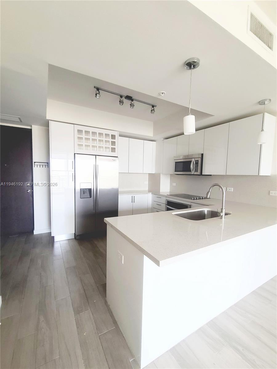 999 SW 1 AVENUE # 1808