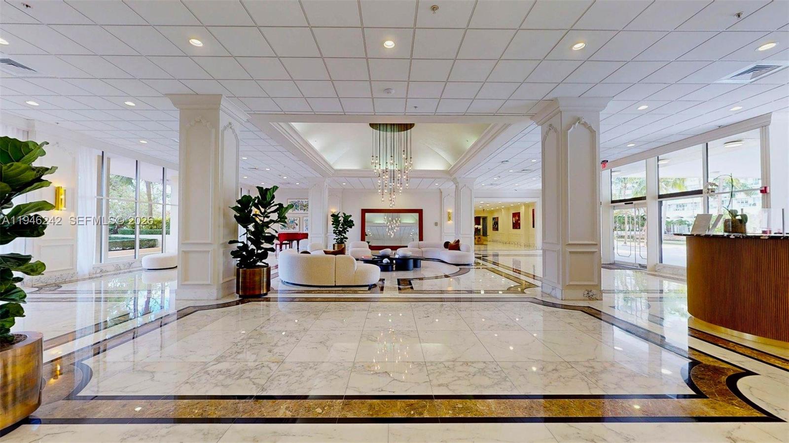 5600 Collins Ave # 10A