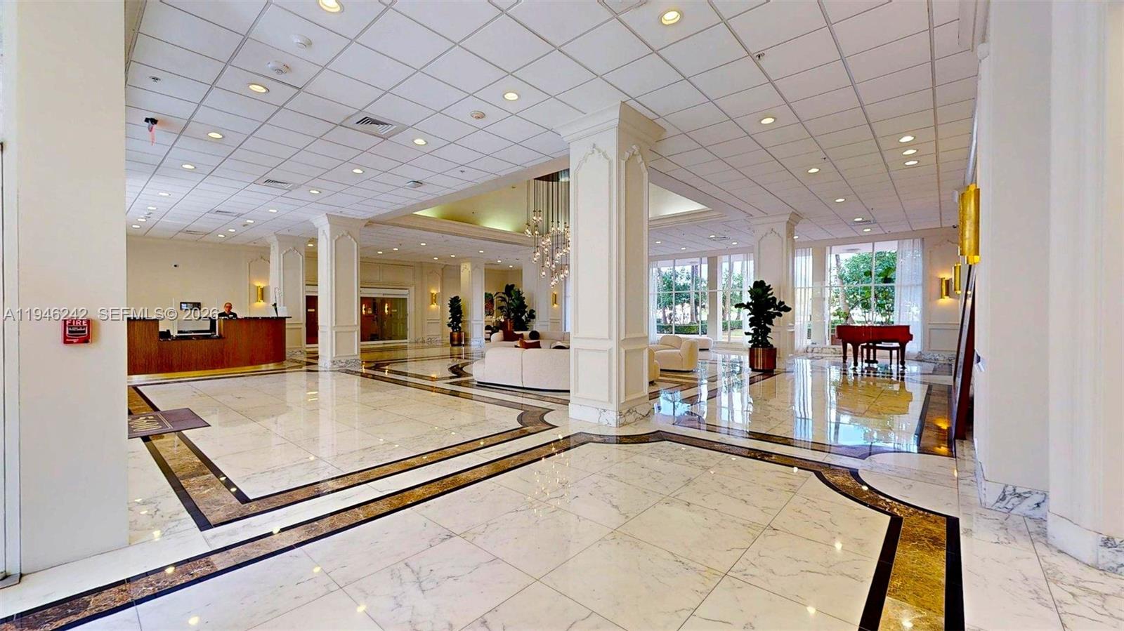 5600 Collins Ave # 10A