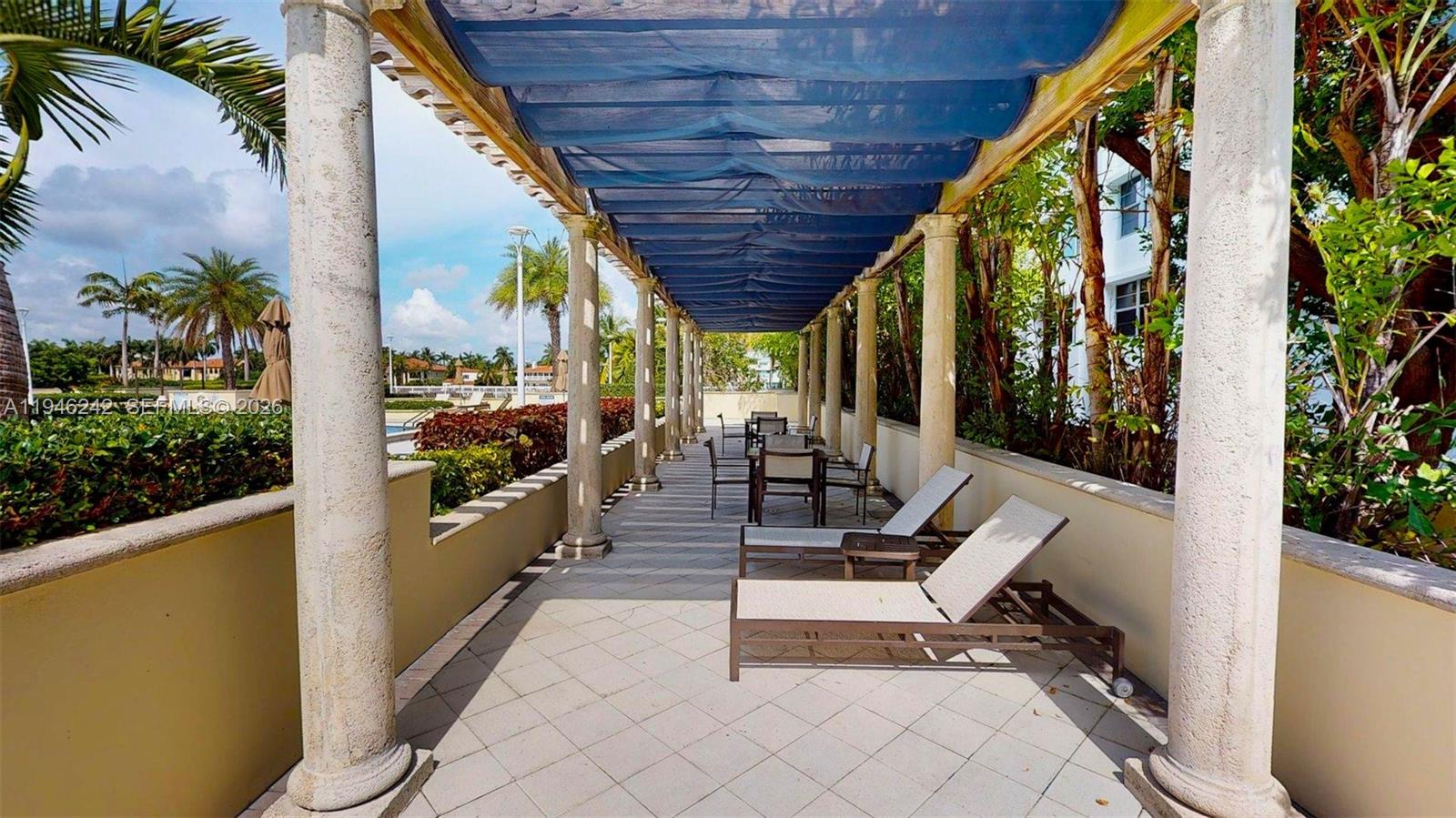 5600 Collins Ave # 10A