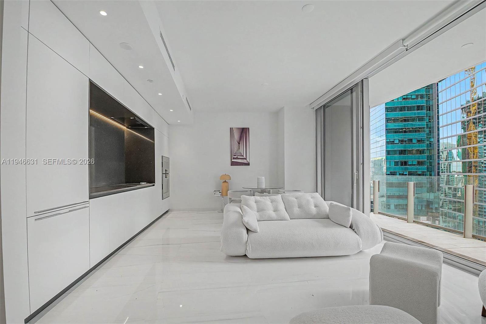 300 Biscayne Blvd Way # 2808