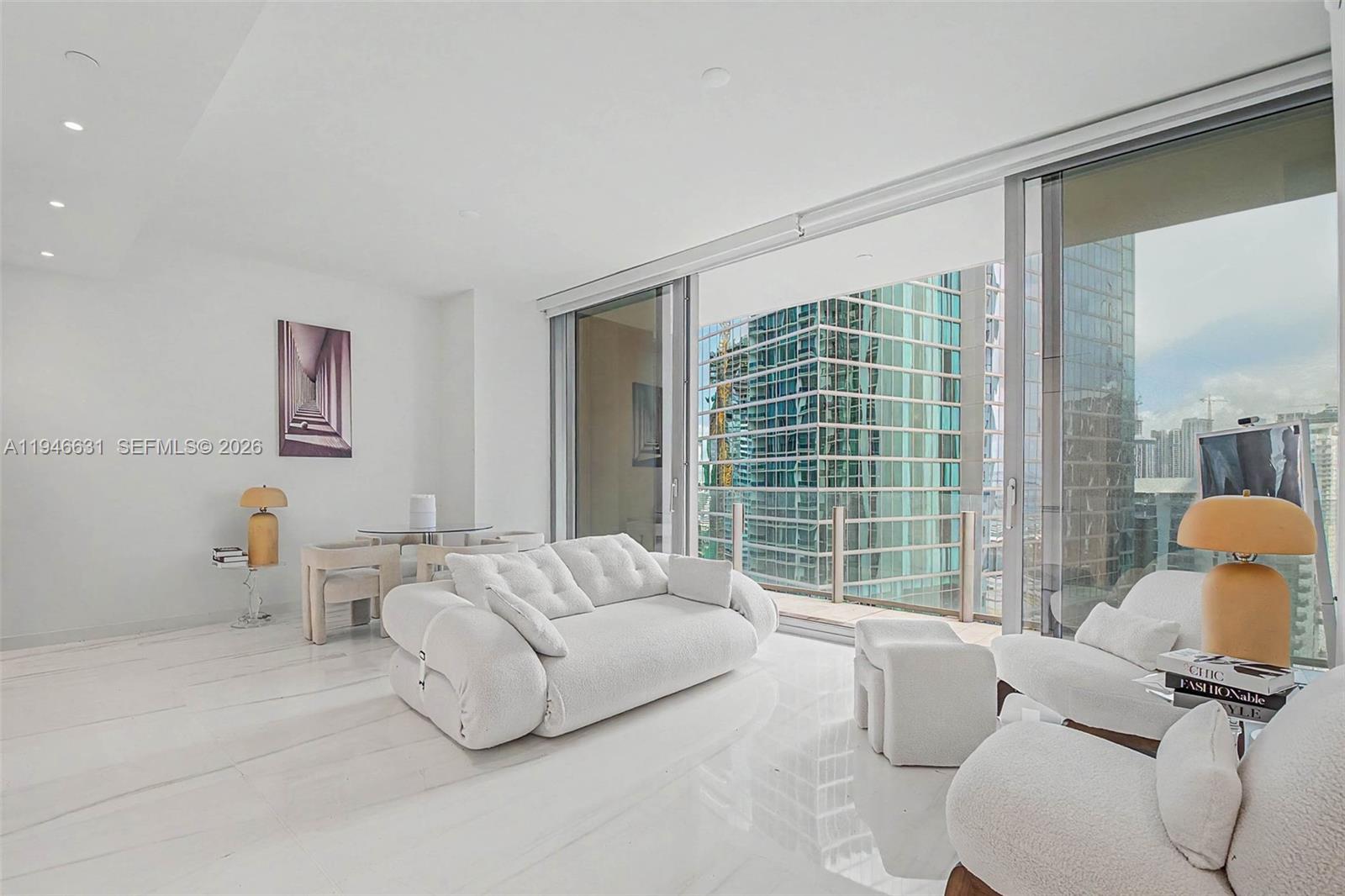 300 Biscayne Blvd Way # 2808