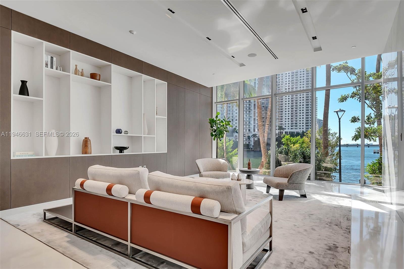 300 Biscayne Blvd Way # 2808