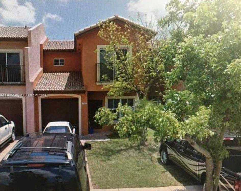 909 SW 6th Pl