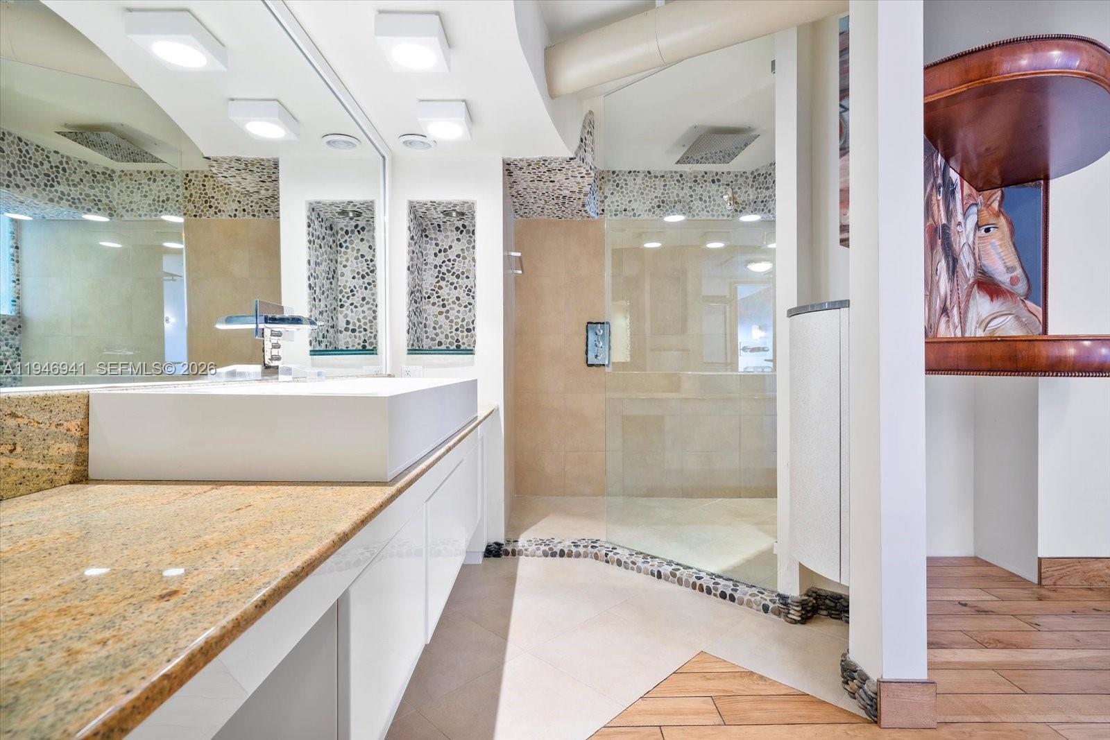 21205 NE 37th Ave # 2204