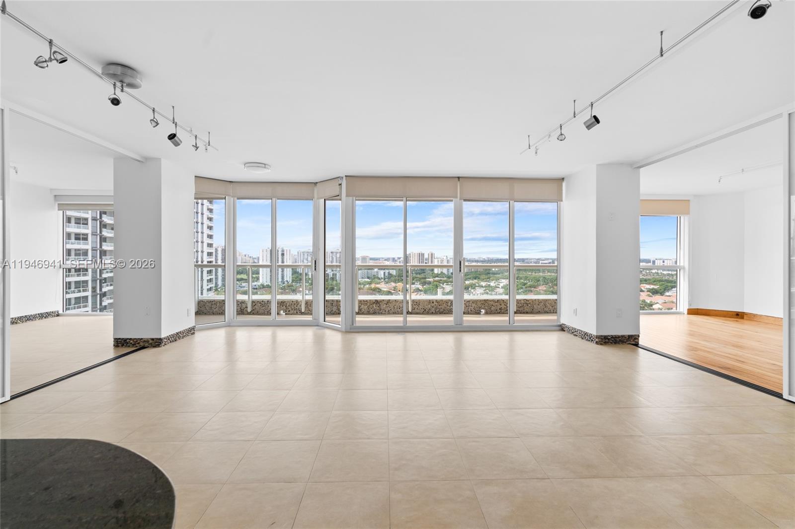 21205 NE 37th Ave # 2204