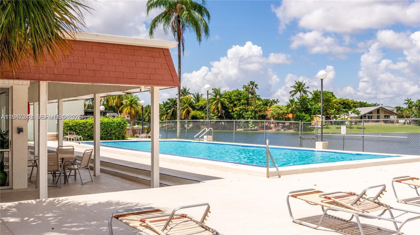 13935 SW 84th St # 905