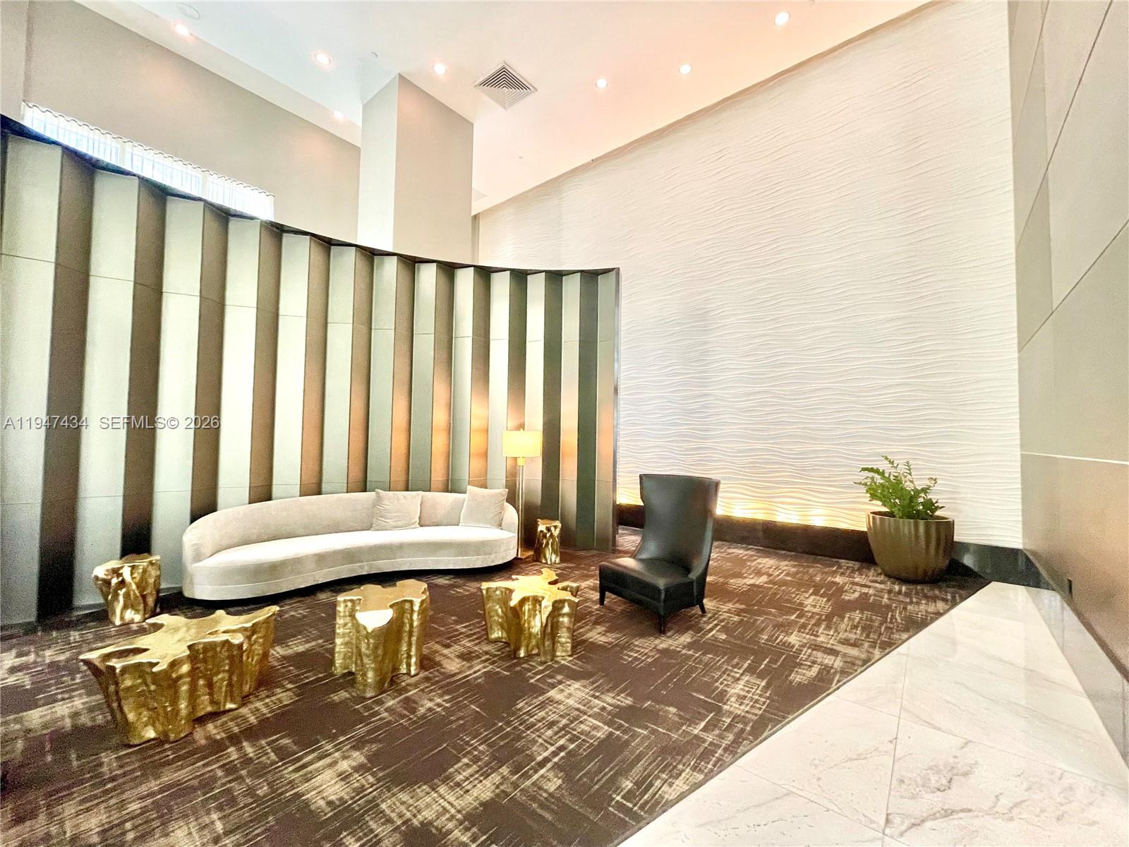 951 Brickell Ave # 3309