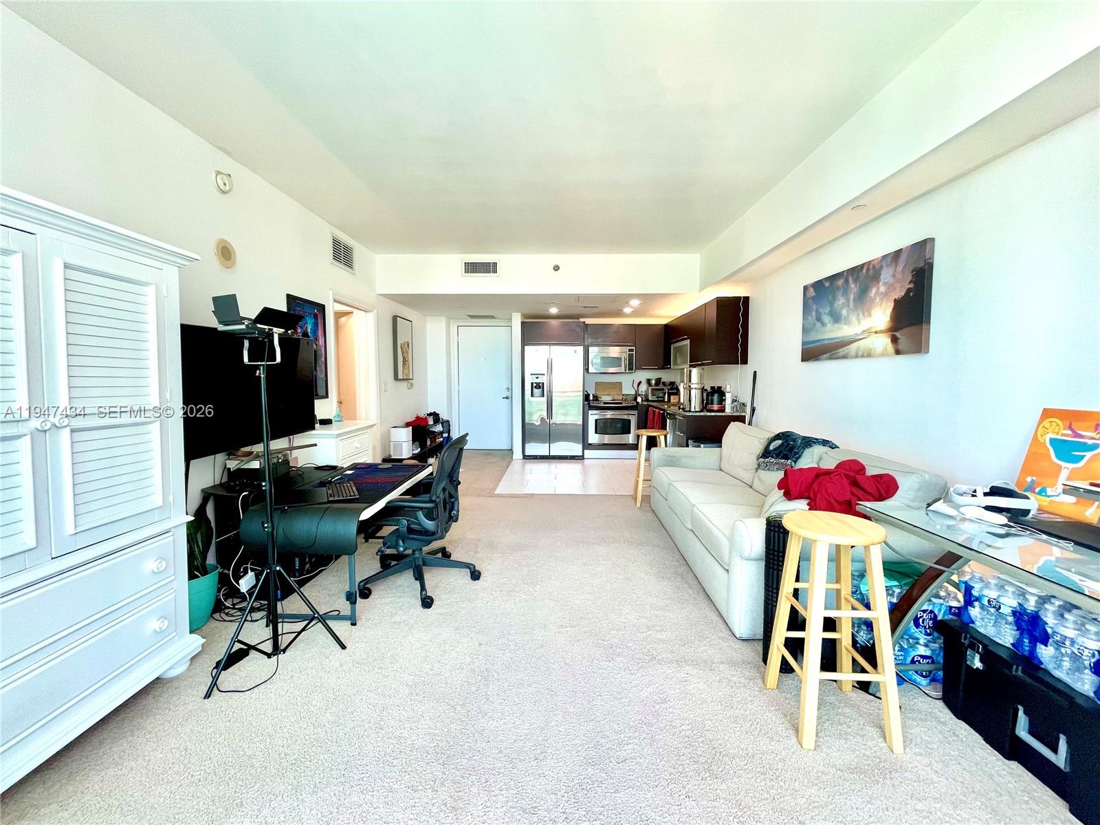 951 Brickell Ave # 3309