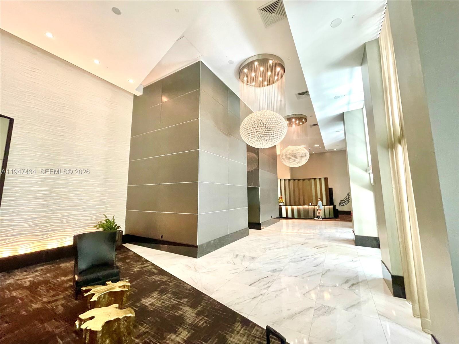 951 Brickell Ave # 3309