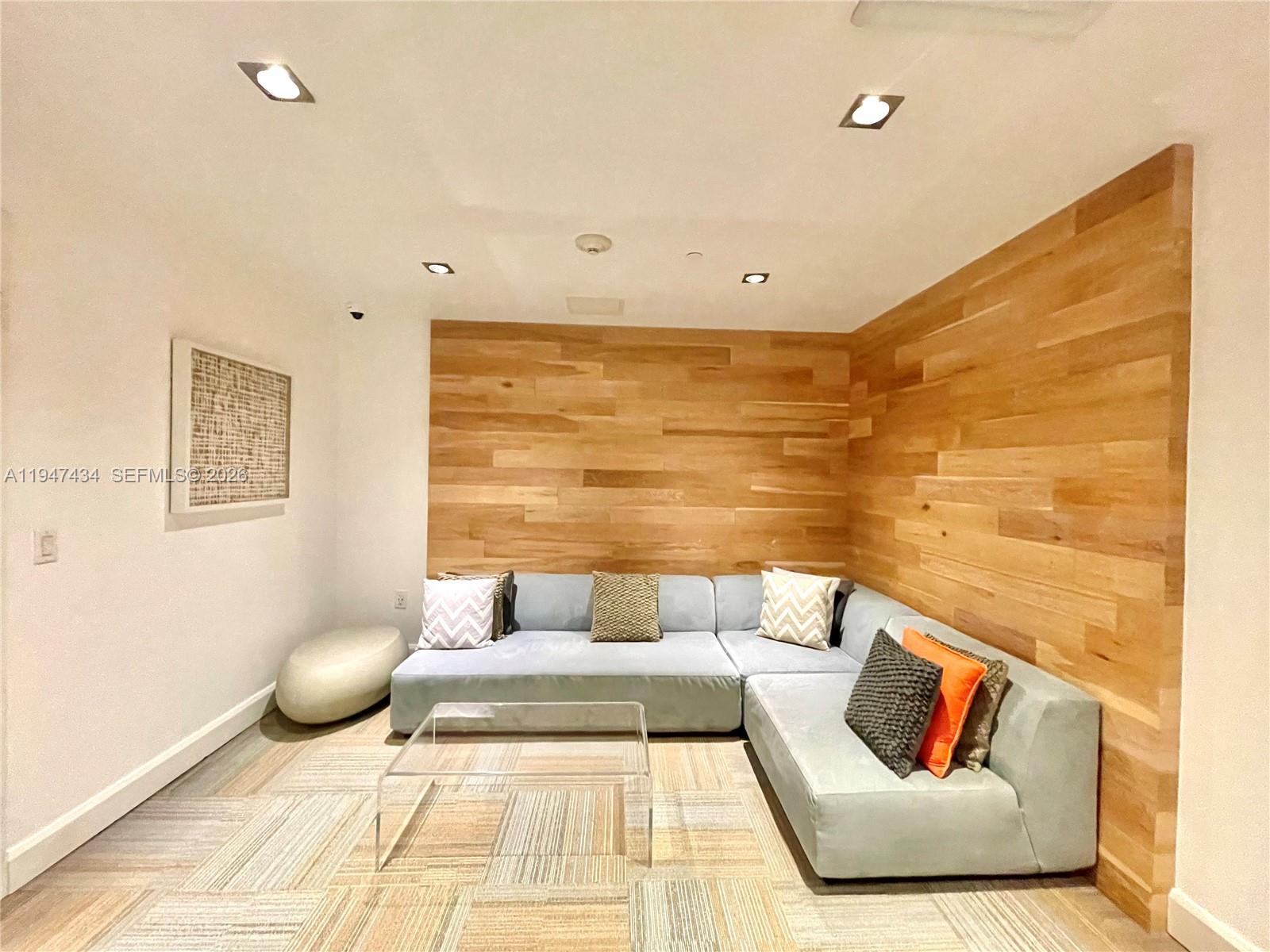 951 Brickell Ave # 3309