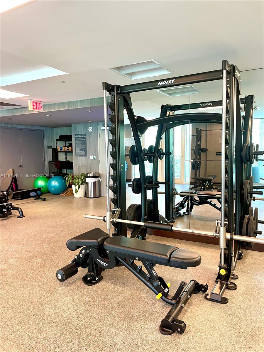 951 Brickell Ave # 3309