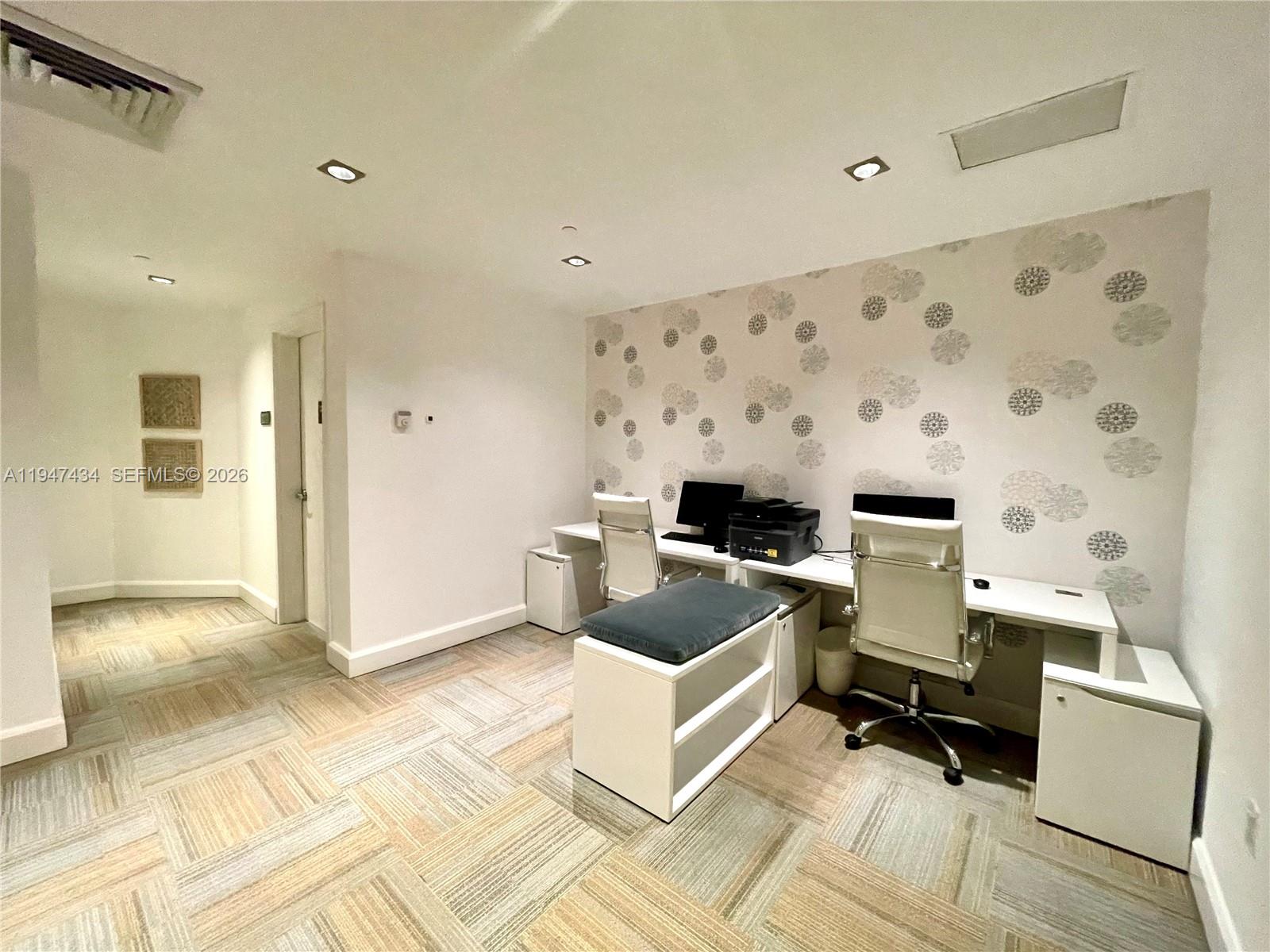 951 Brickell Ave # 3309