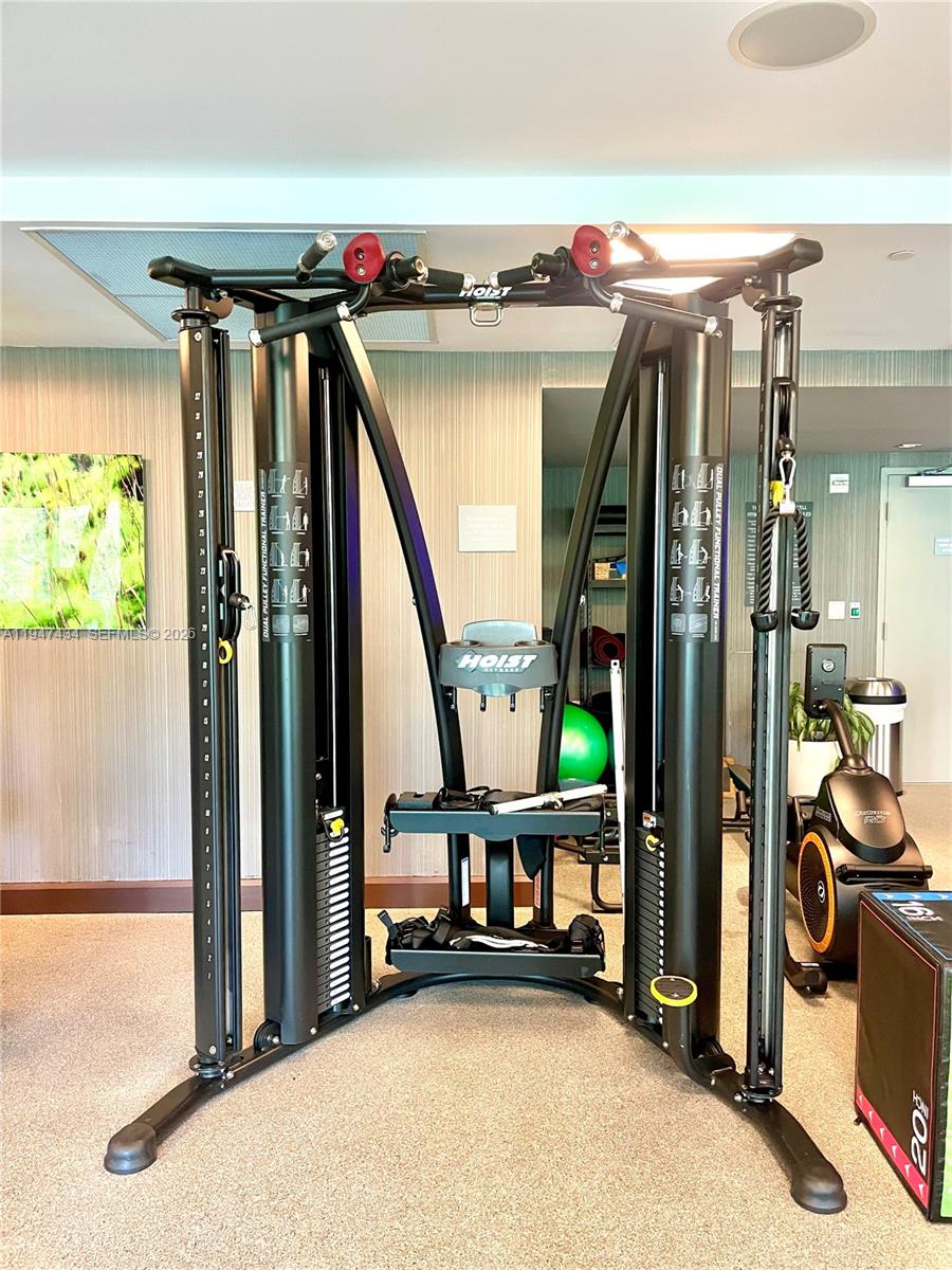 951 Brickell Ave # 3309