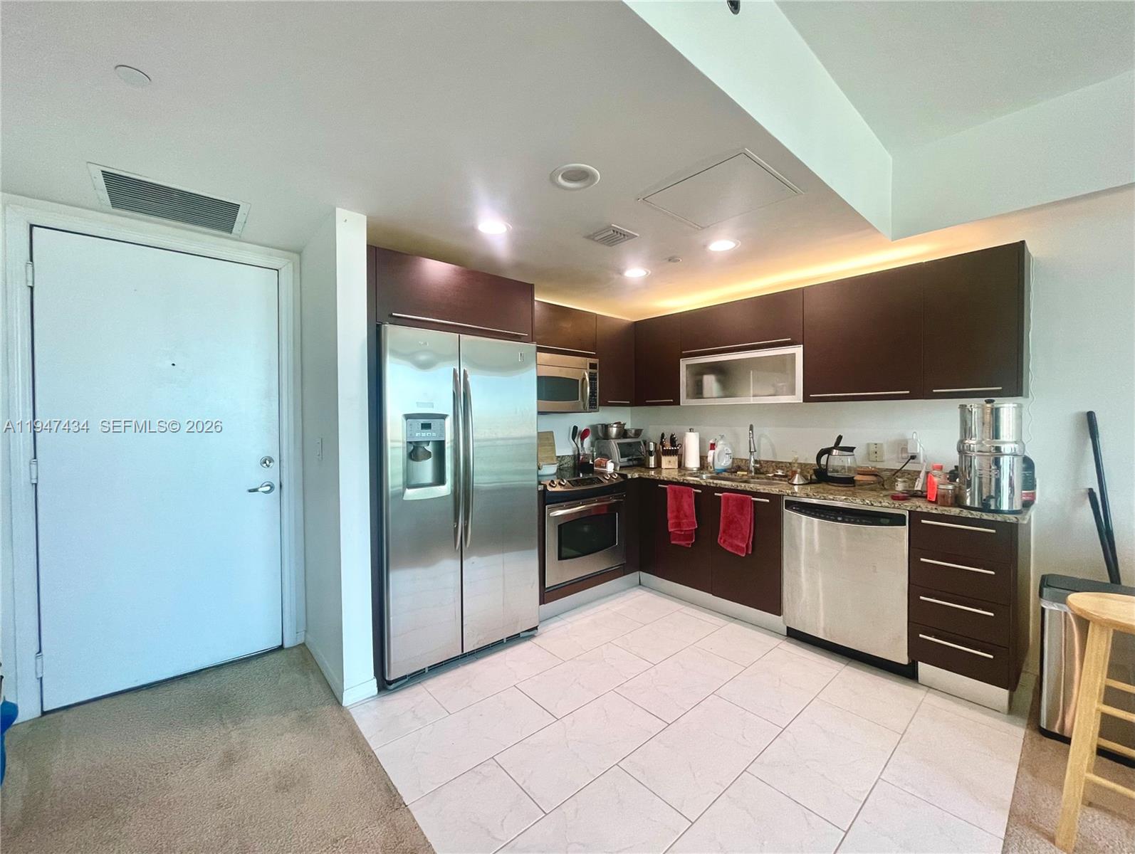 951 Brickell Ave # 3309