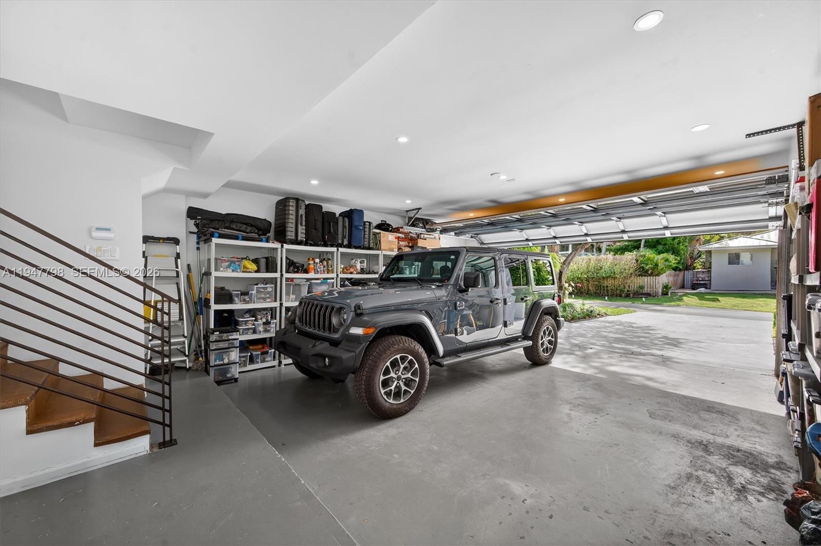 315 Palmwood Ln