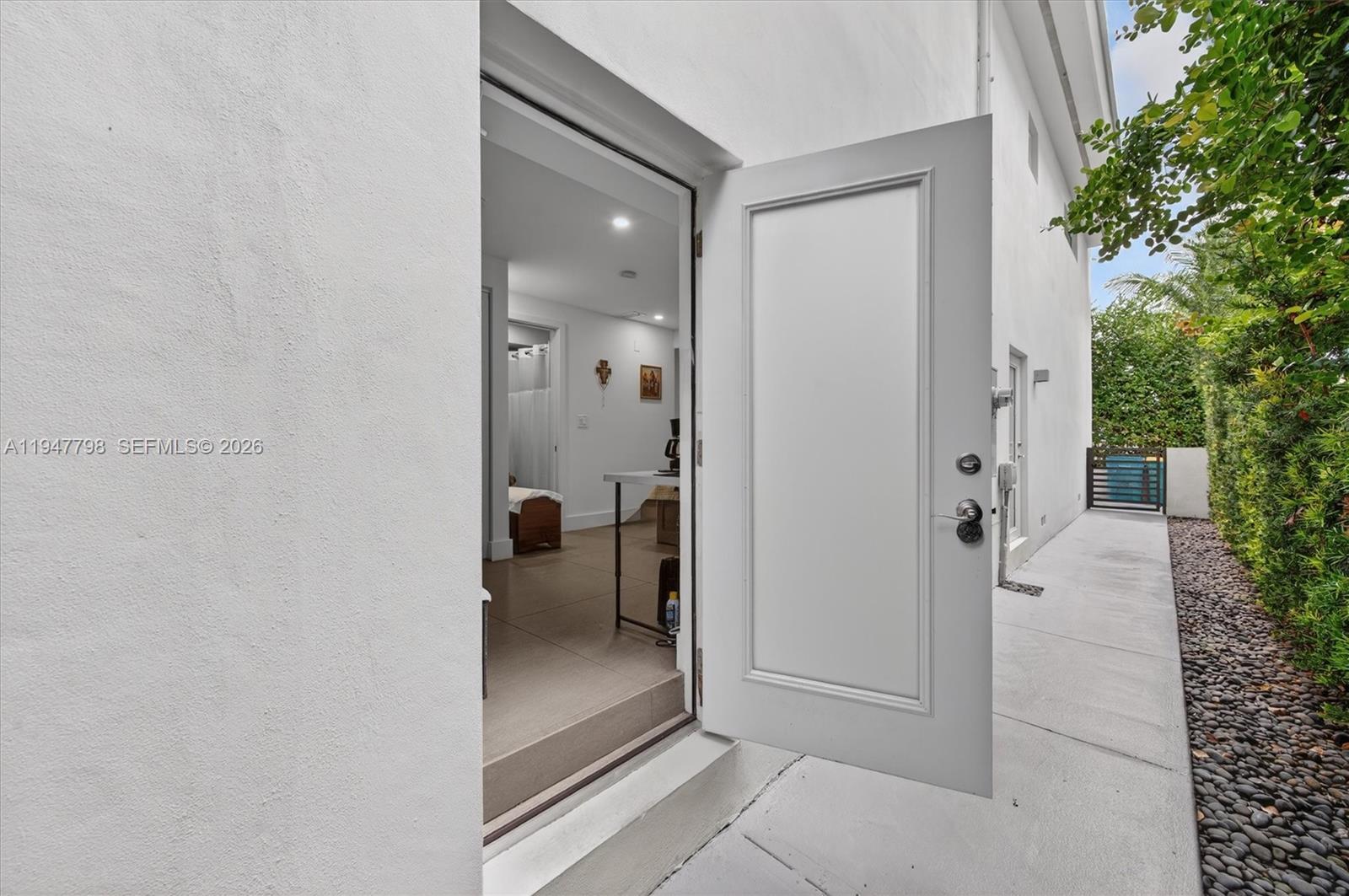 315 Palmwood Ln