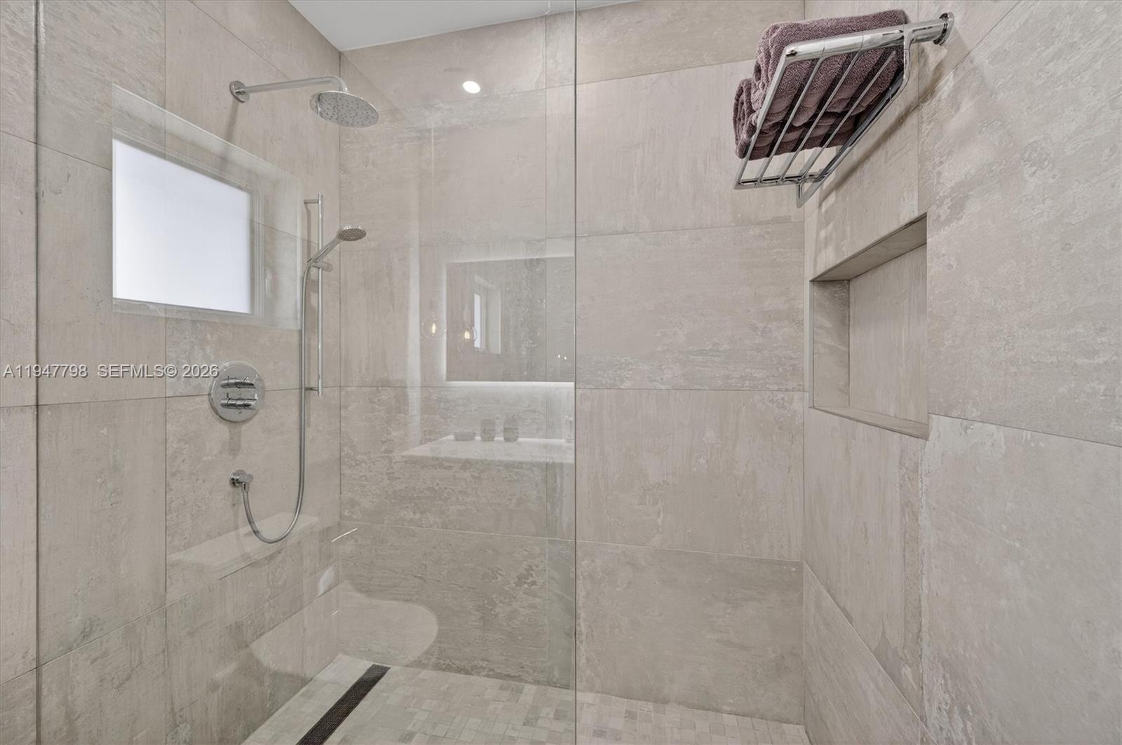 315 Palmwood Ln