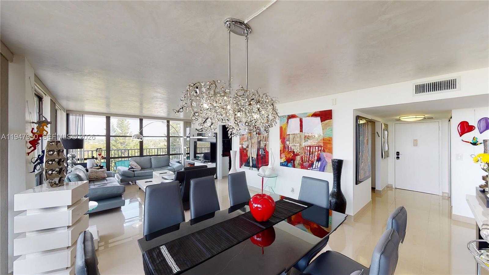 800 Parkview Dr # 709