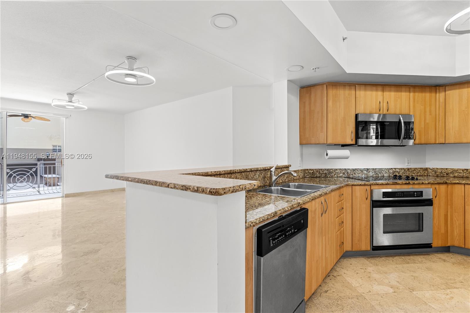 100 Meridian Ave # 216
