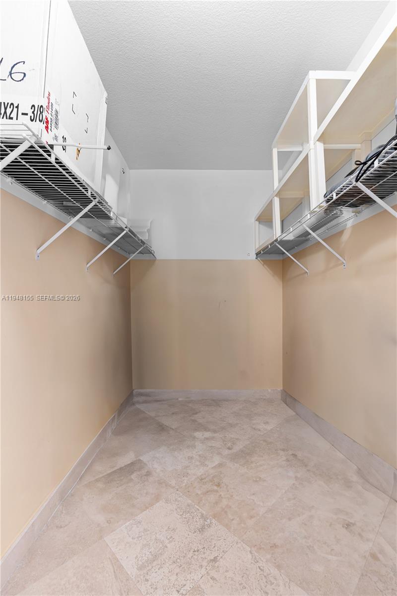 100 Meridian Ave # 216