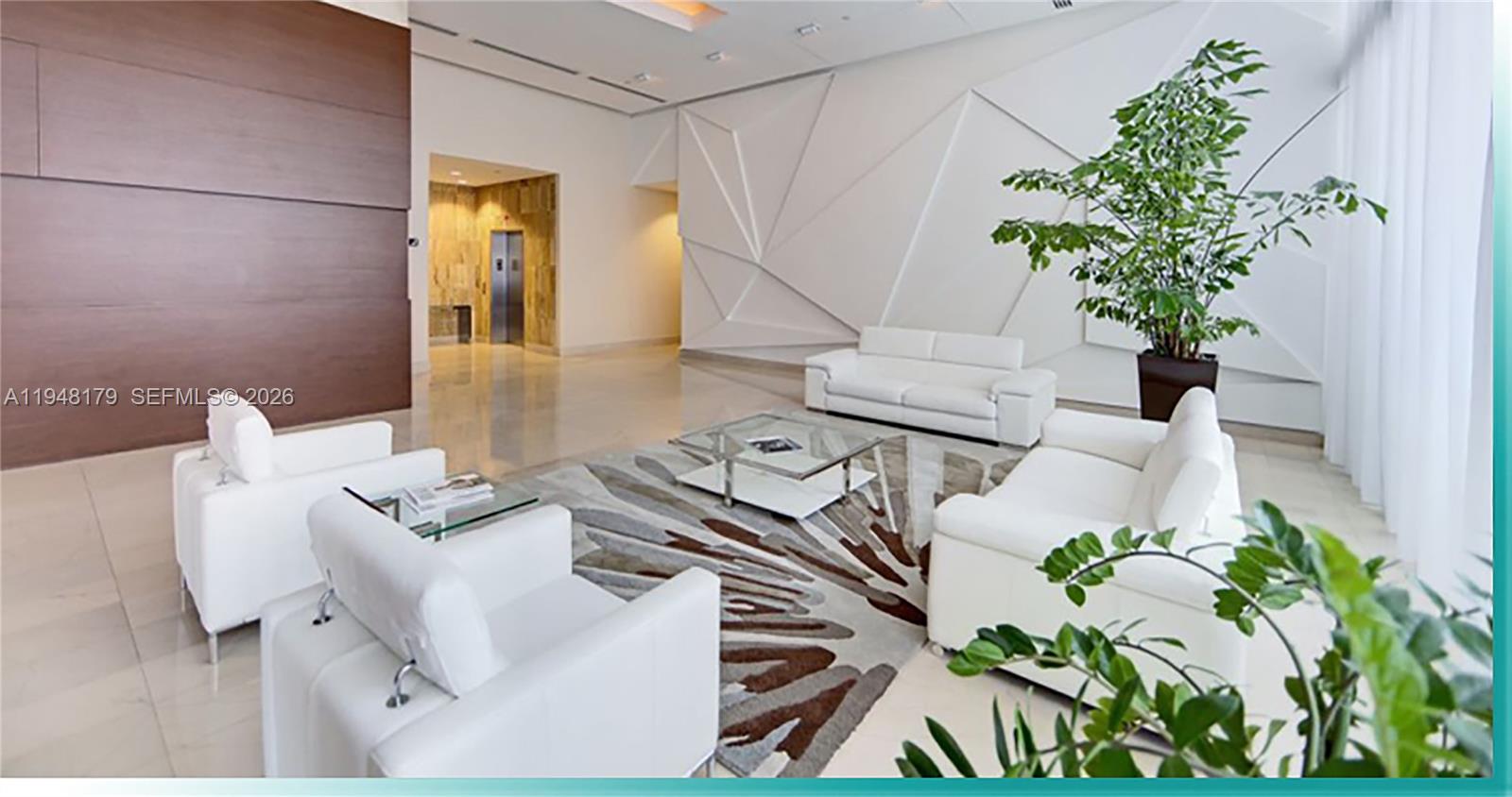 79 SW 12th St Unit: 3008-S