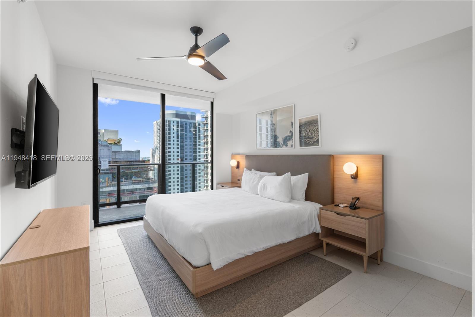 159 NE 6th St # 2804