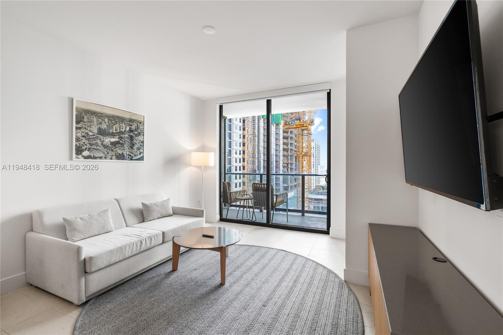 159 NE 6th St # 2804