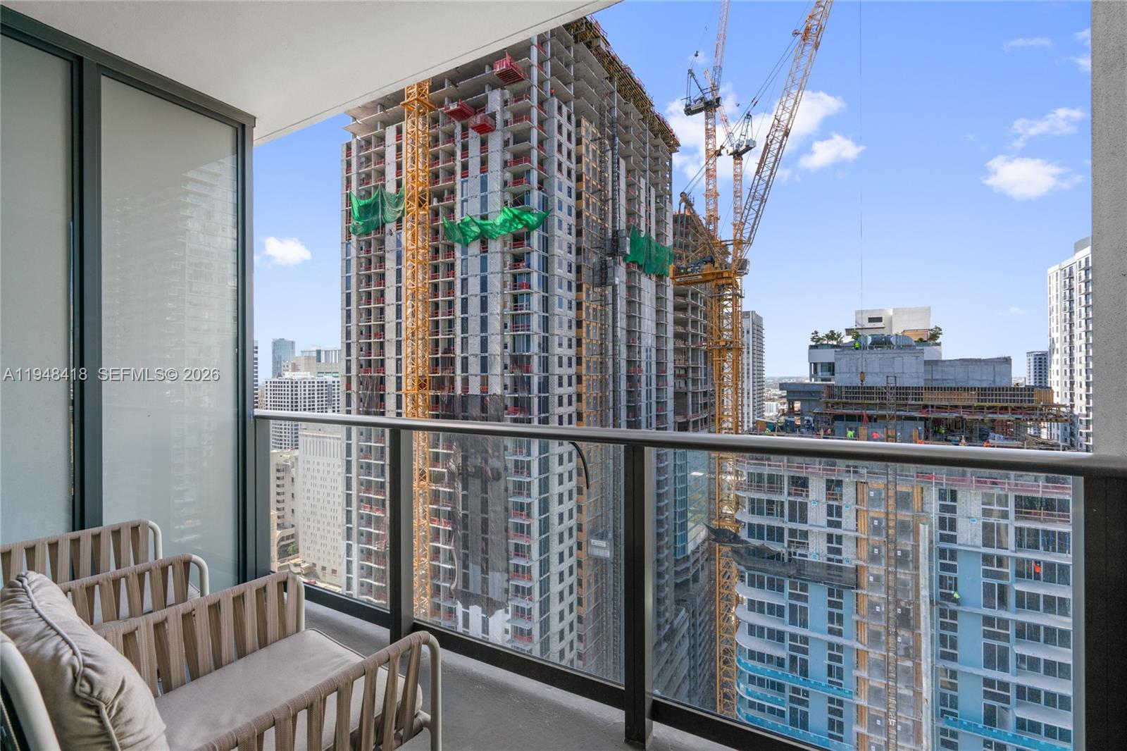 159 NE 6th St # 2804