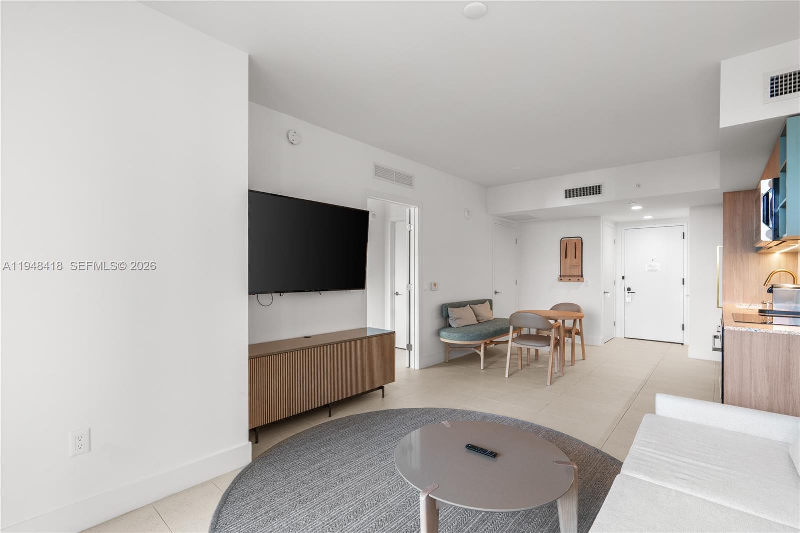 159 NE 6th St # 2804