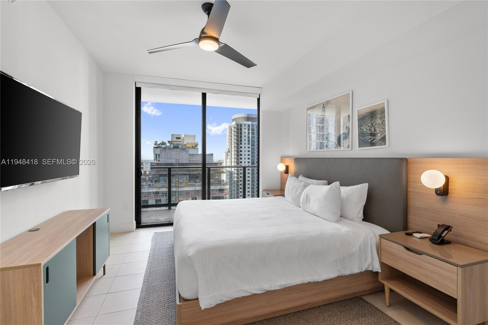 159 NE 6th St # 2804