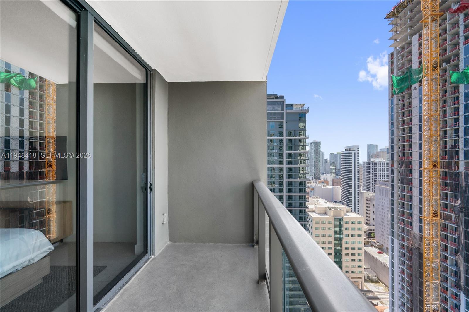 159 NE 6th St # 2804