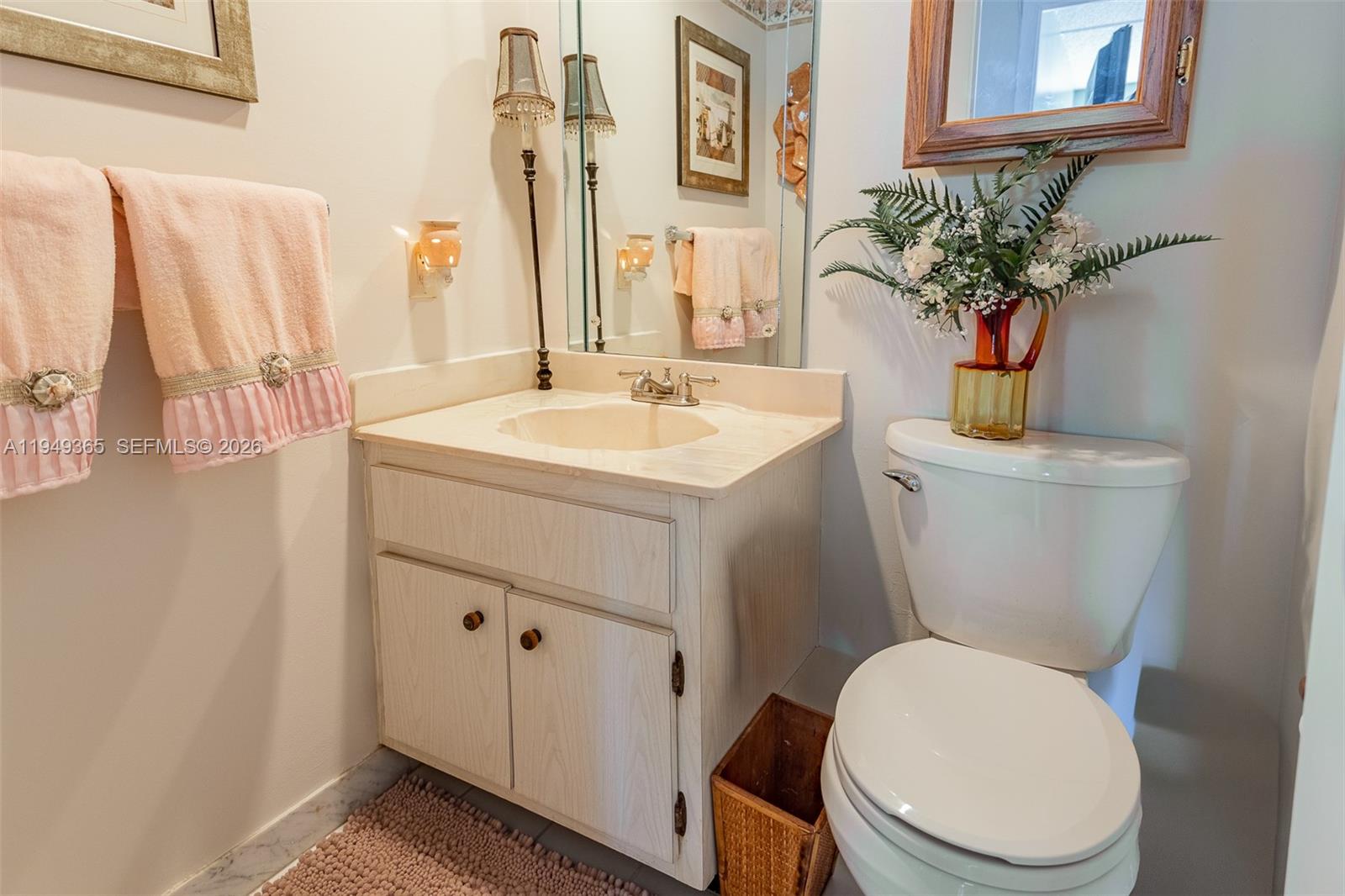 405 N Ocean Blvd # 1528