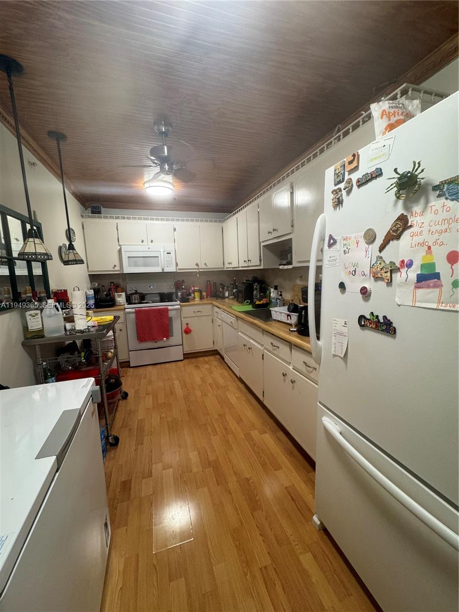 405 N Ocean Blvd # 1528