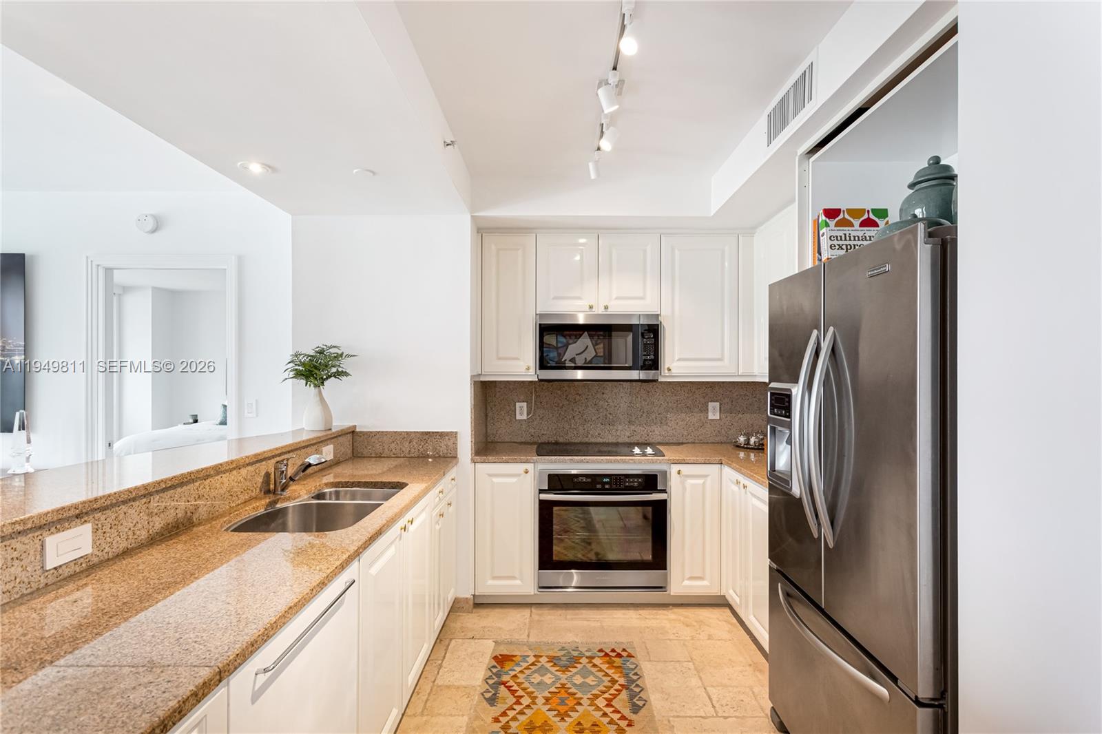 3400 SW 27th Ave # 2104