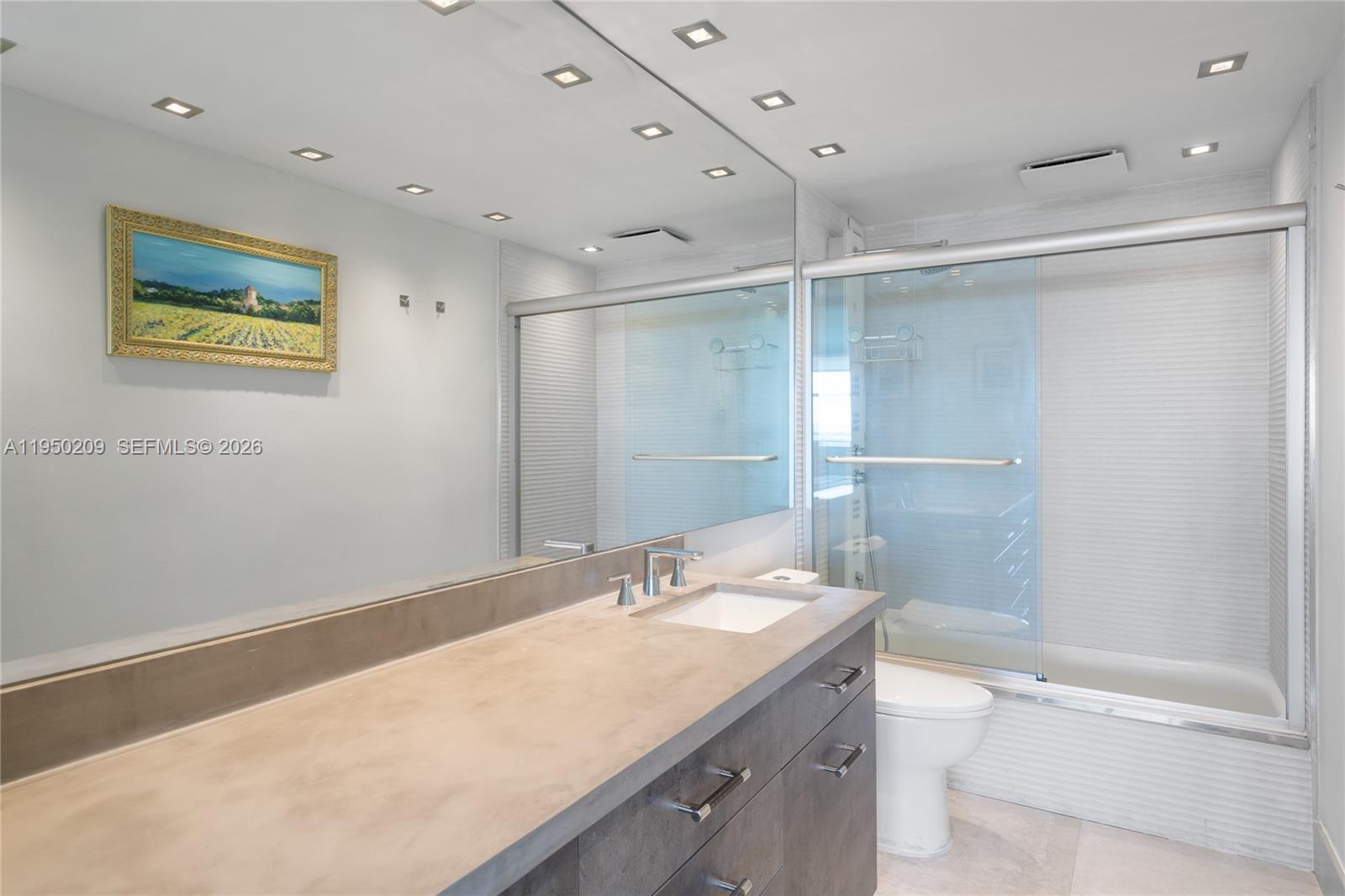 5750 Collins Ave # 15E