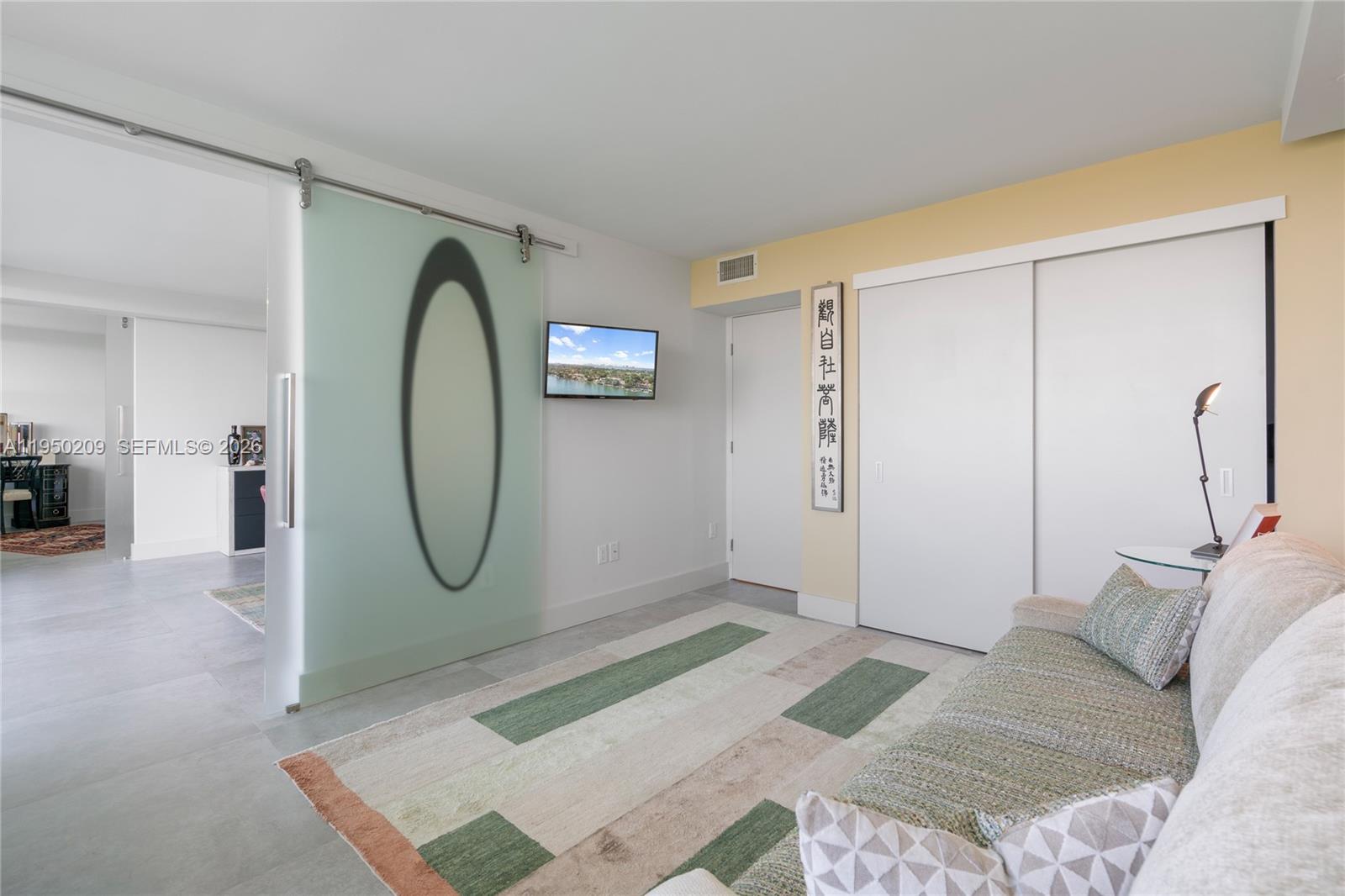 5750 Collins Ave # 15E