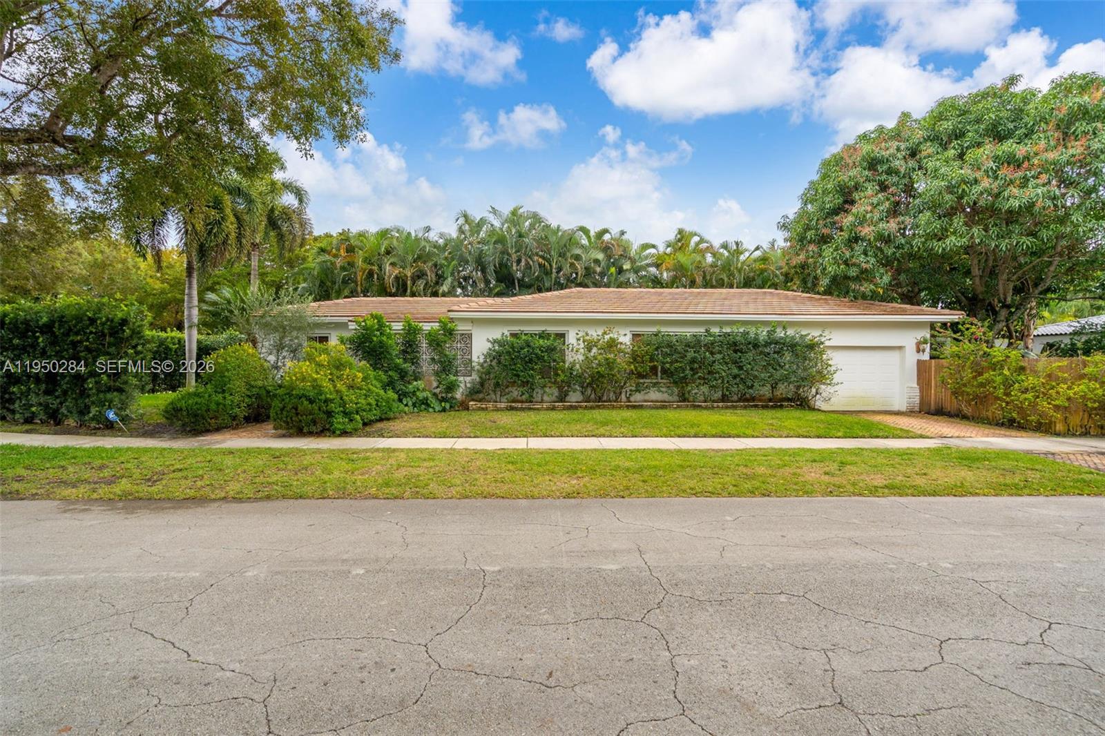 9550 NW 1st Ave