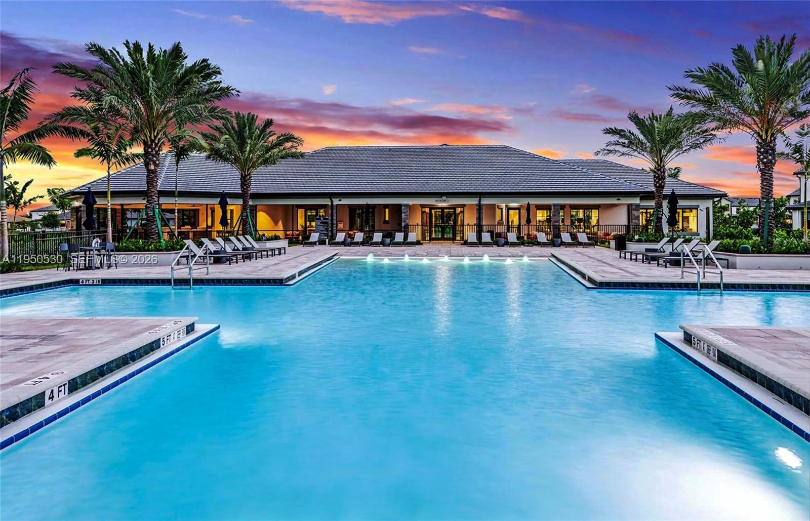 2121 S Appleton Cir S