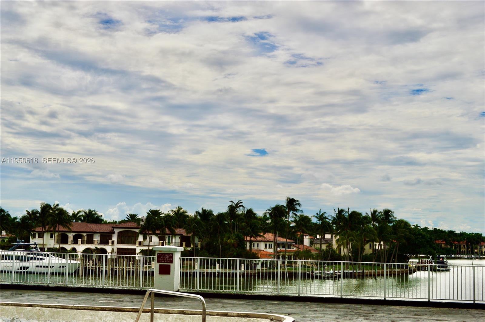 6770 Indian Creek Dr # G Unit: T-G