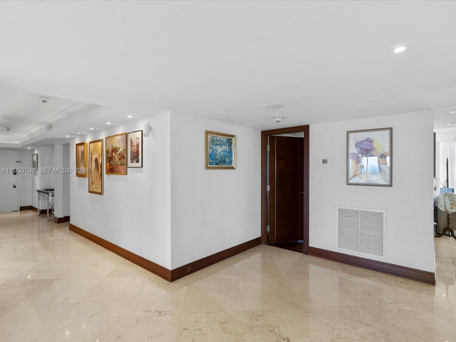 5660 Collins Ave # 18A