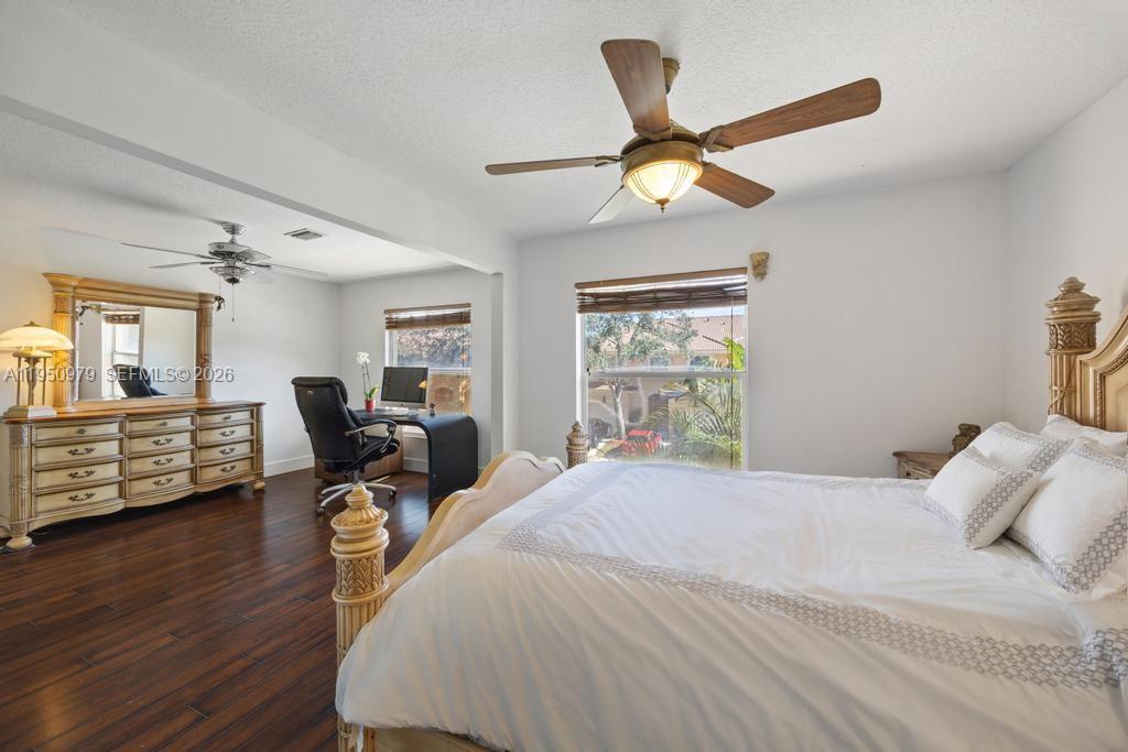 419 Rainbow Springs Ter