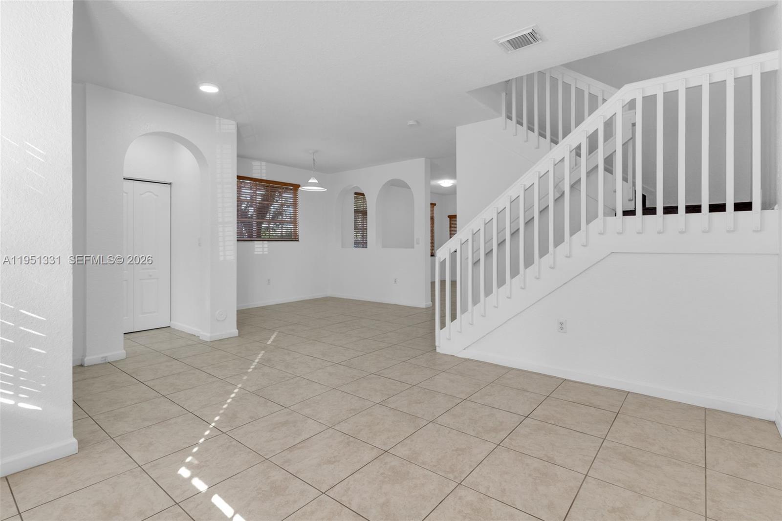 27301 SW 140th Ct