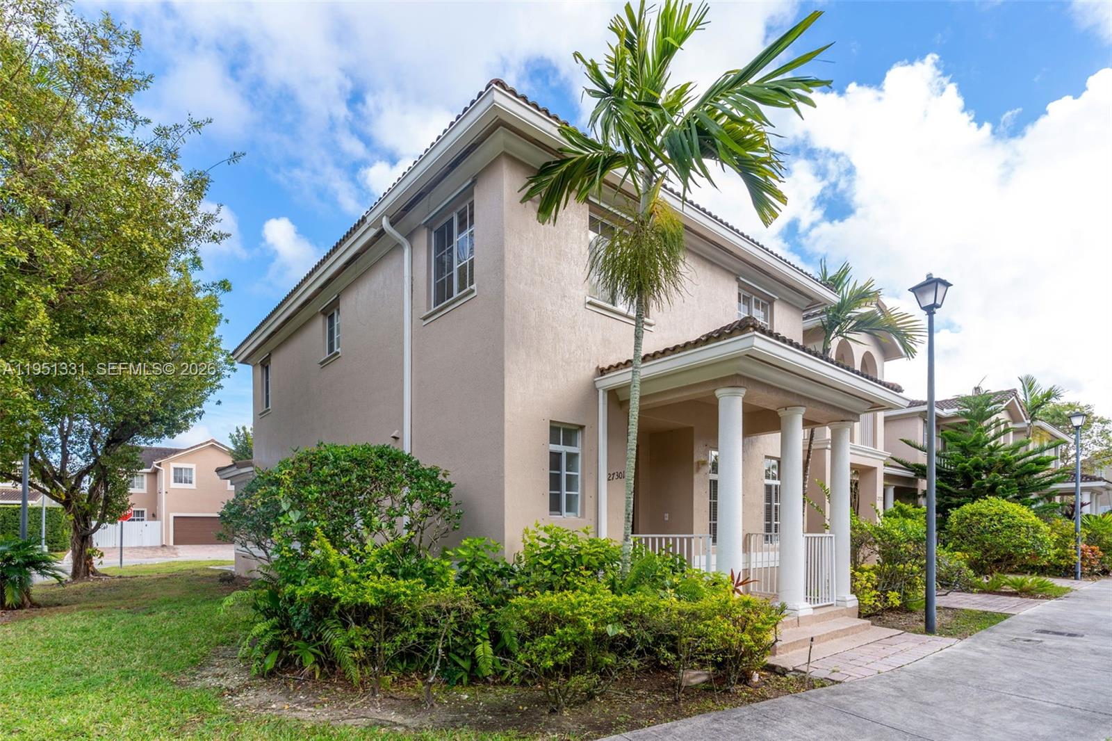 27301 SW 140th Ct