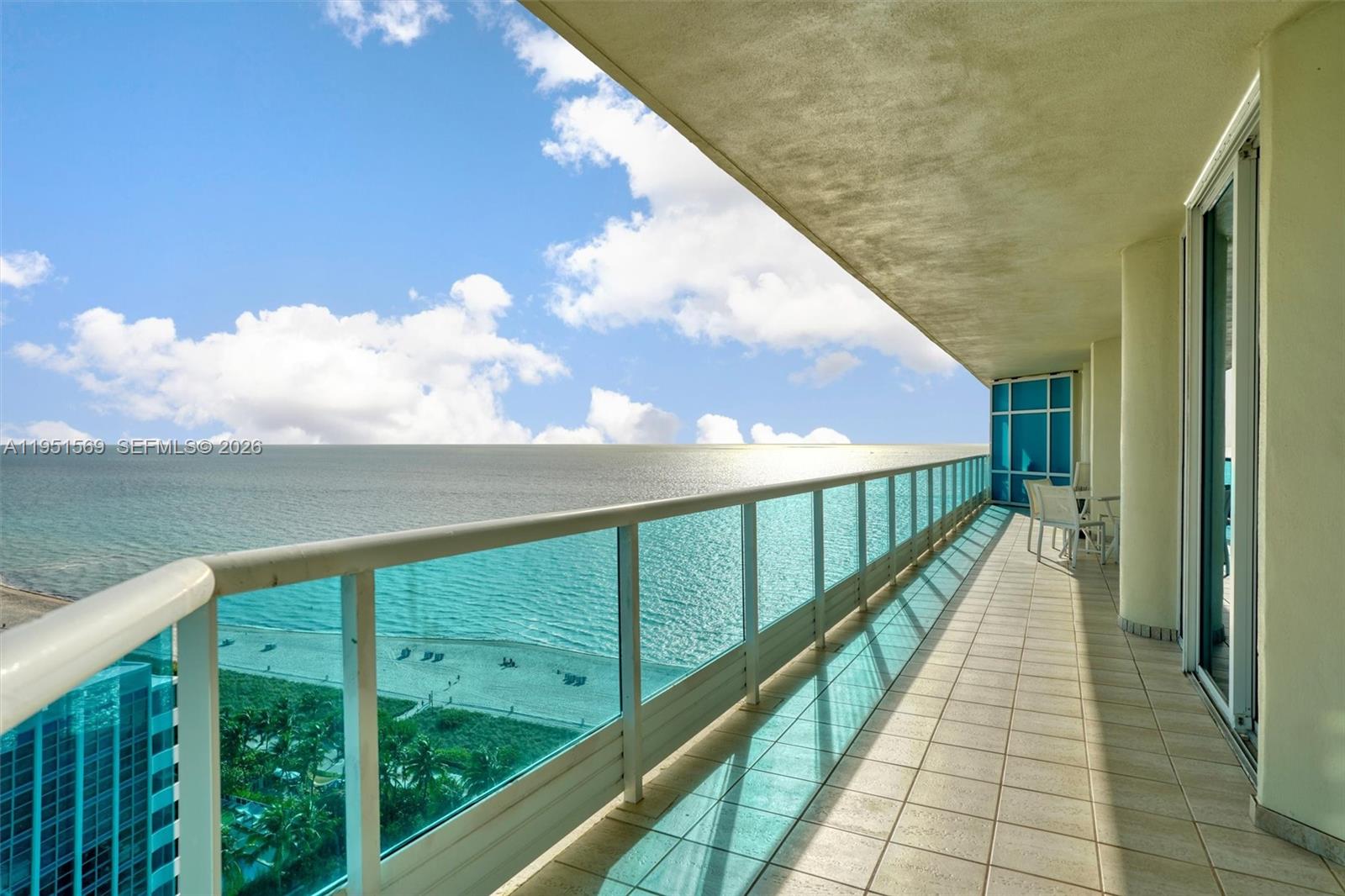 5025 Collins Ave # 2107