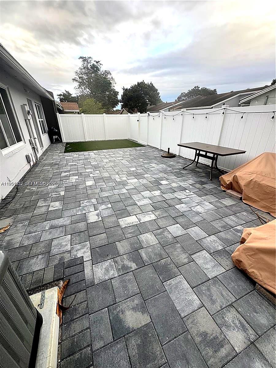 5482 S Lakewood Cir S # B