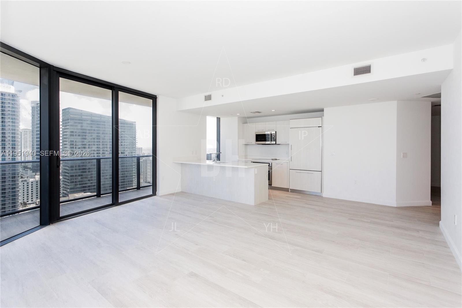 45 SW 9 ST # 1603