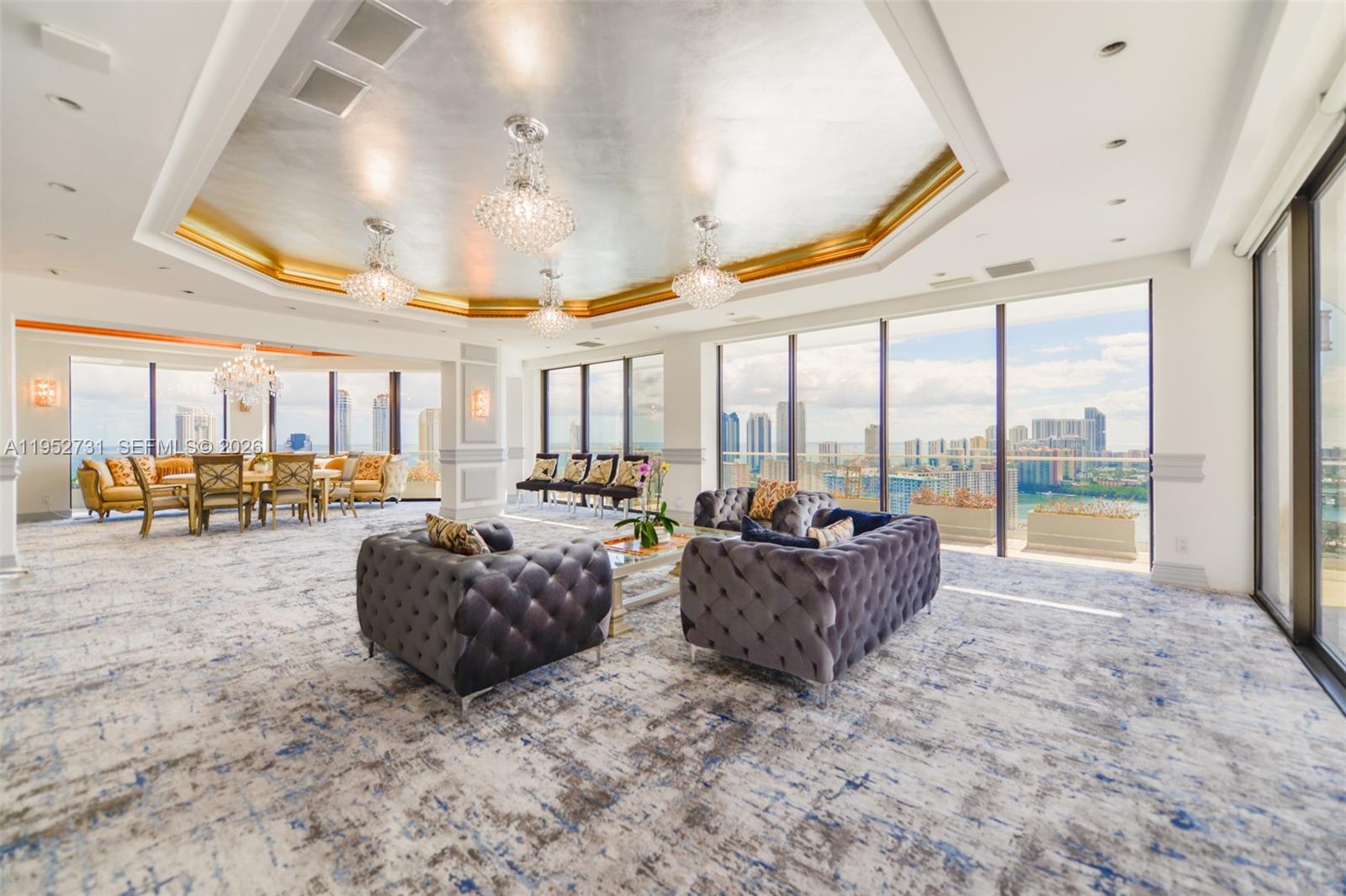 2800 Island Blvd Unit: PH05