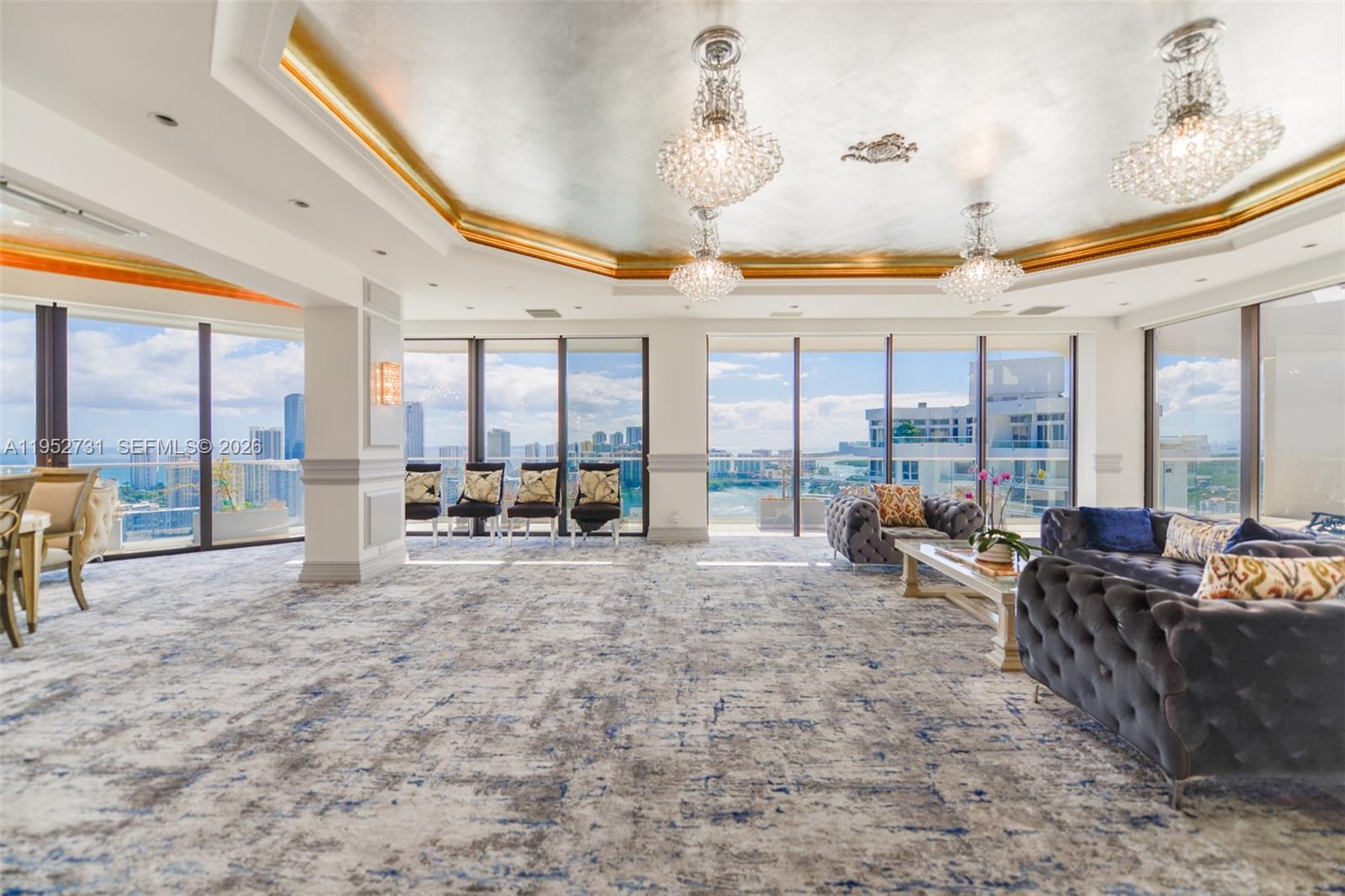 2800 Island Blvd Unit: PH05