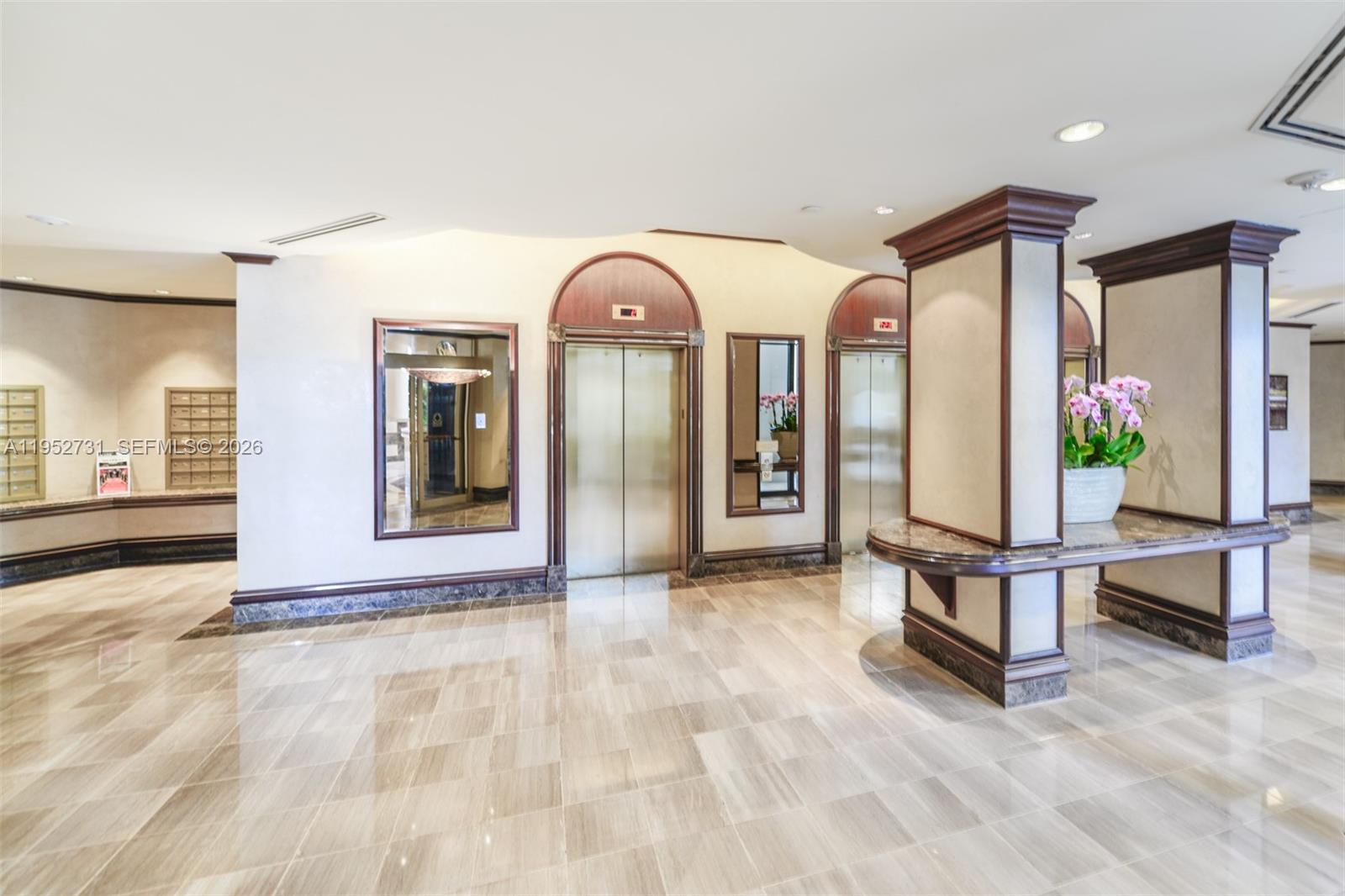 2800 Island Blvd Unit: PH05